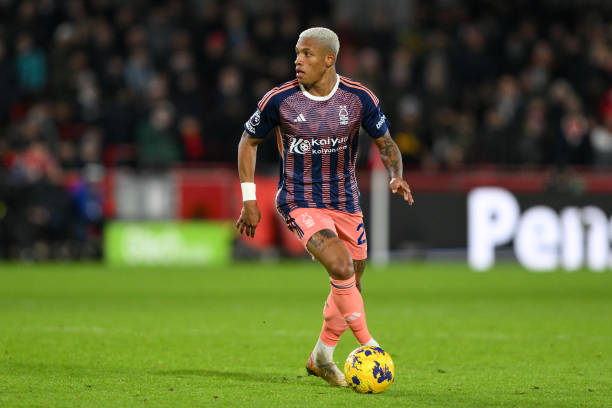 续约上显得 续约上显得