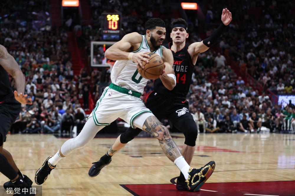 他的到来 他的到来